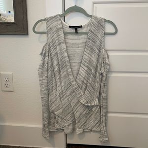 Whitehouse Black Market cut out top